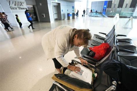 Some US airports strive to make flying more inclusive for those with dementia